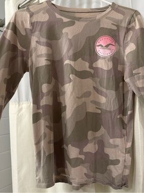 Hollister Girls' Pink and Olive Camo Long Sleeve Tee